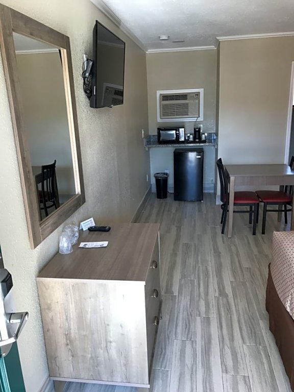 Фото Anthony's on the Beach