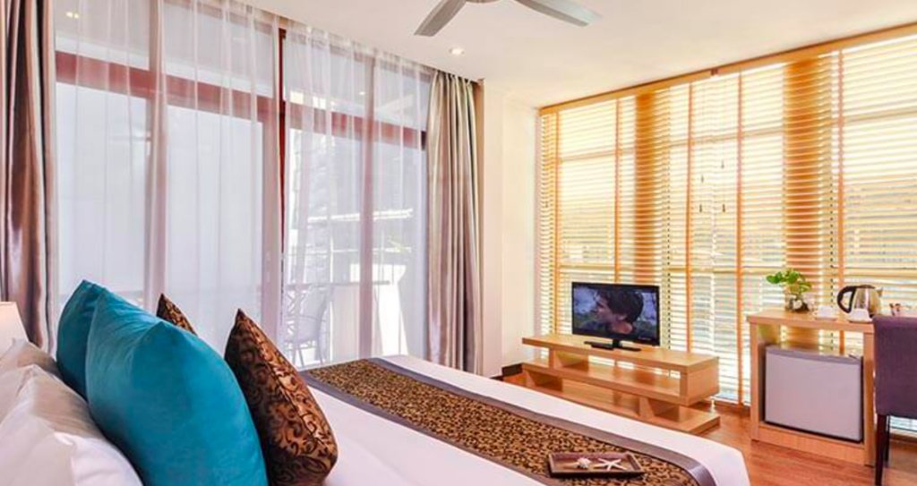 Фото Triton Beach Hotel & SPA