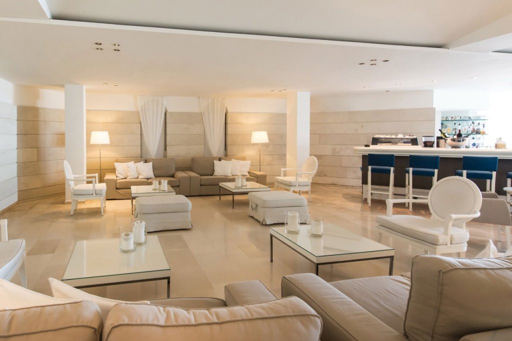 Фото Knossos Beach Bungalows Suites Resort & SPA