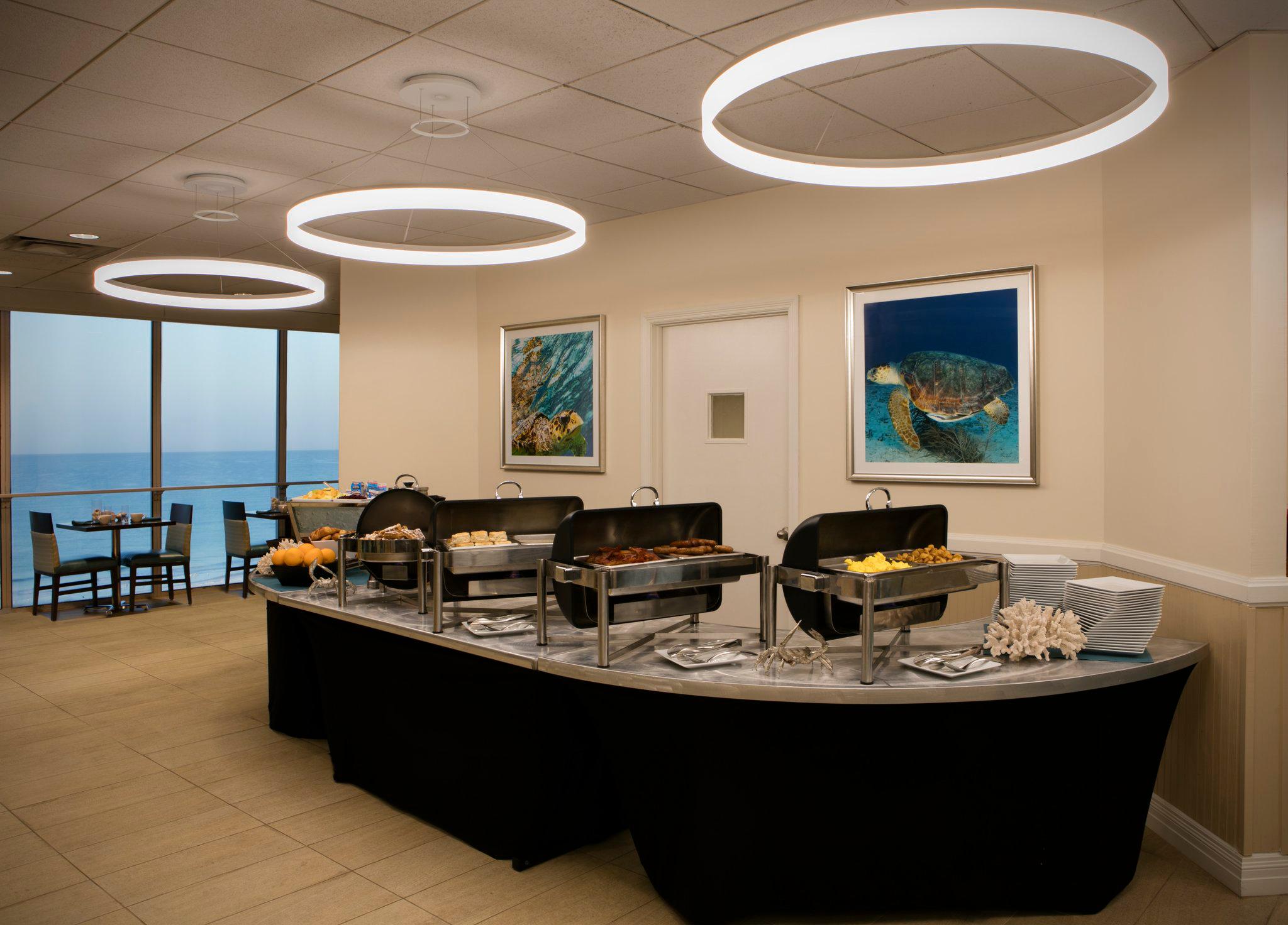 Фото Cirque St. Armands Beachside