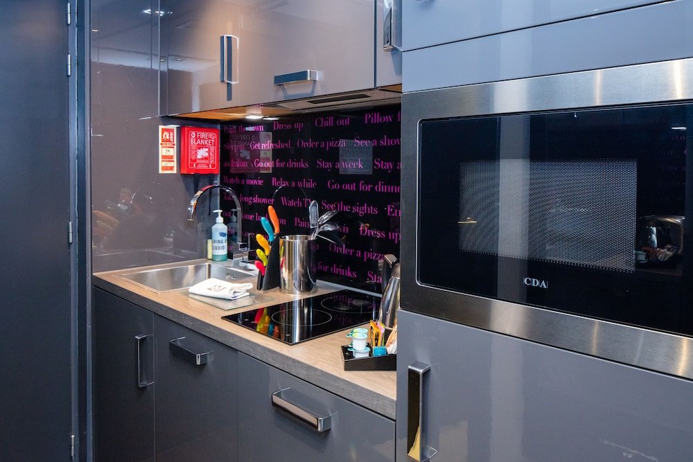 Фото Roomzzz Nottingham City