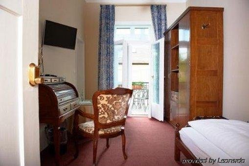 Фото Hotel Weisses Haus