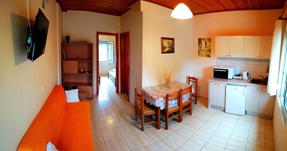 Фото Koulouris Apartments