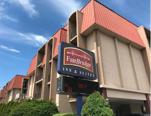 Гостиница FairBridge Inn and Suites Lewiston в Льюистоне