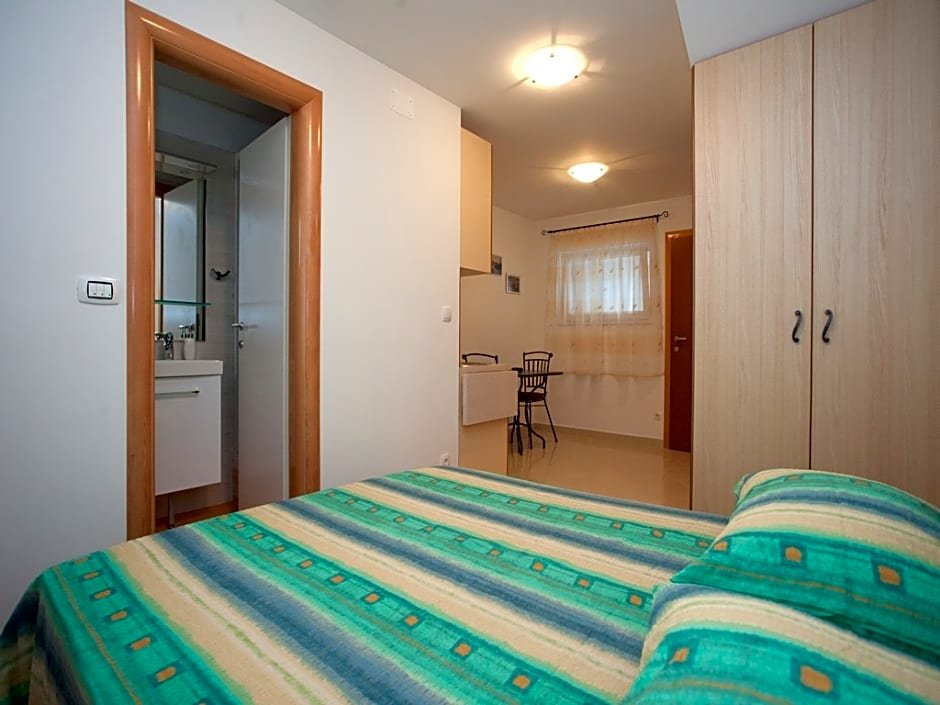 Фото Apartments & rooms Rina