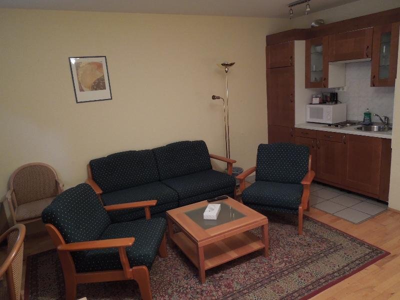 Фото Continental Hotel-Pension