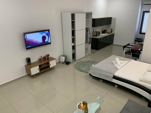 Гостиница Spat Studio Apartment в Бат-Яме