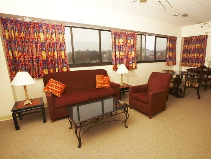 Фото Stamford Suites