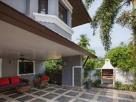 Фото Baan Santhiya Private Pool Villas