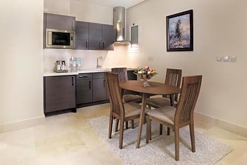 Фото Aswar Hotel Suites Riyadh