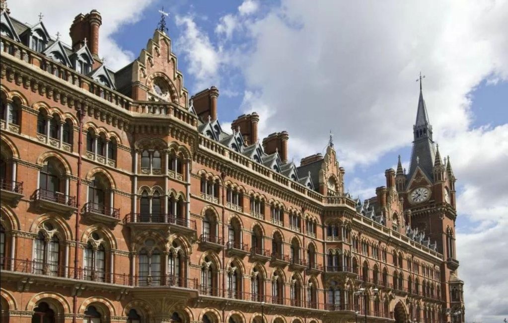 Фото отеля 1