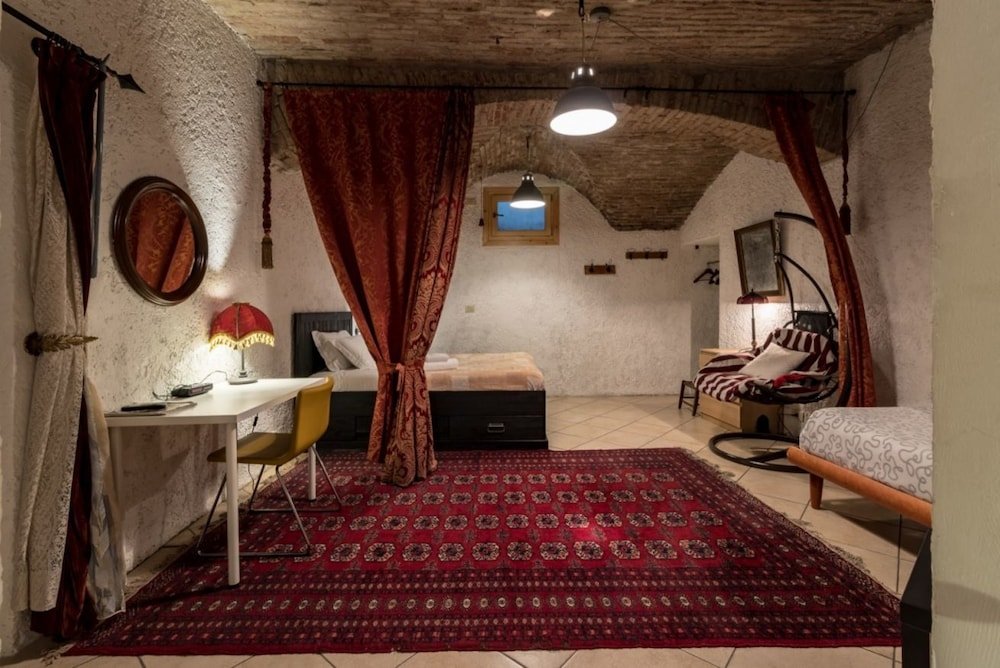 Фото HouSmart Castiglione 18