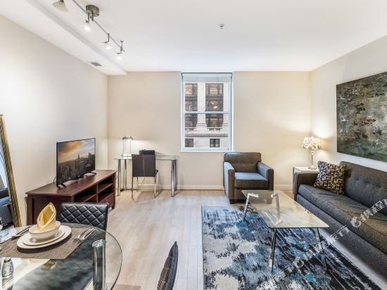 Фото Global Luxury Suites at The White House