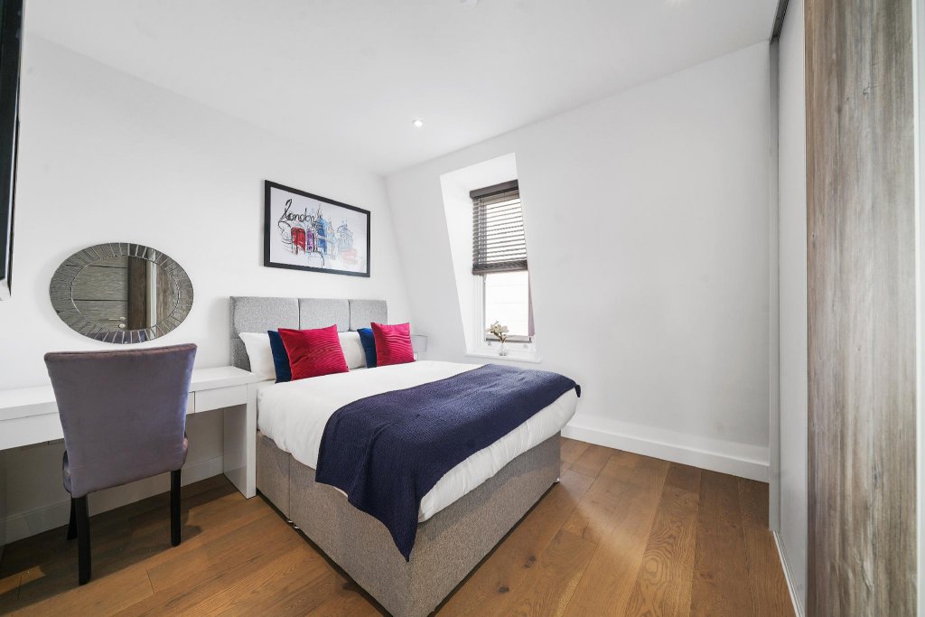 Фото Collingham Serviced Apartments