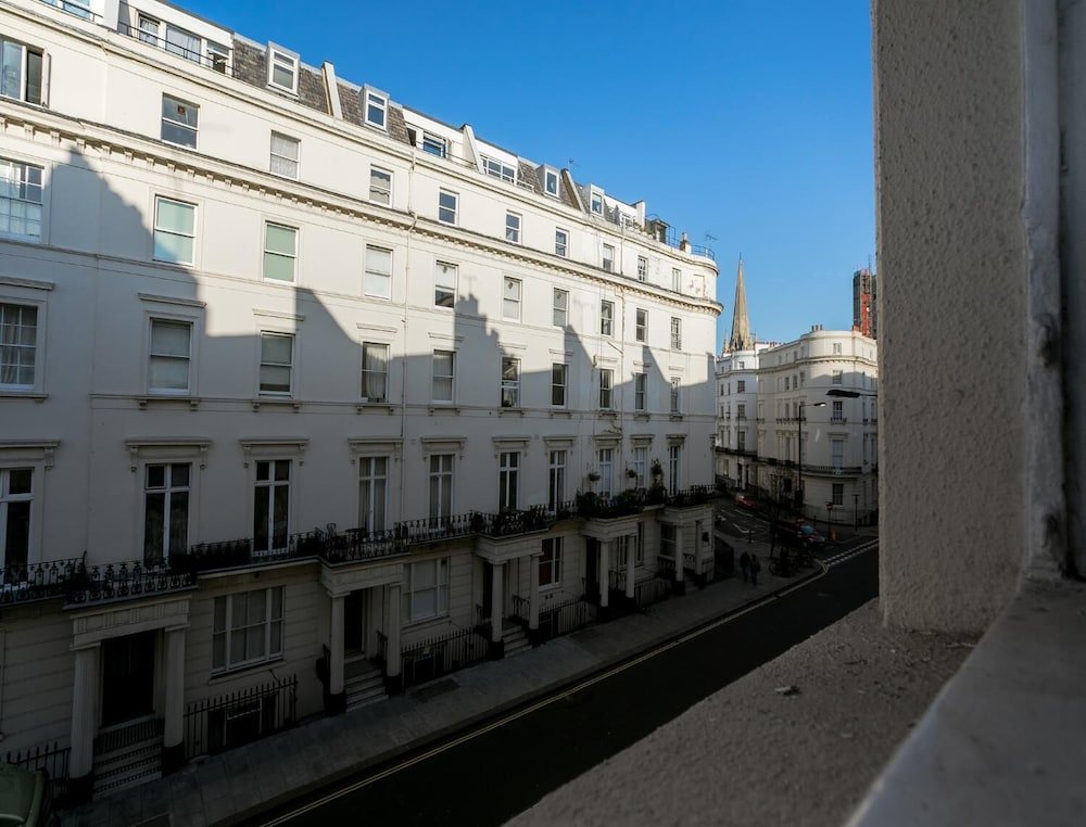 Фото Lovely 1 Bed Paddington/hyde Park - Sleeps 3