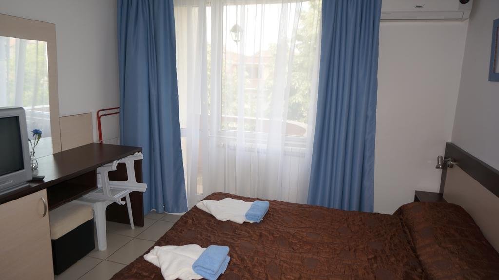 Фото Отель Lilia 2