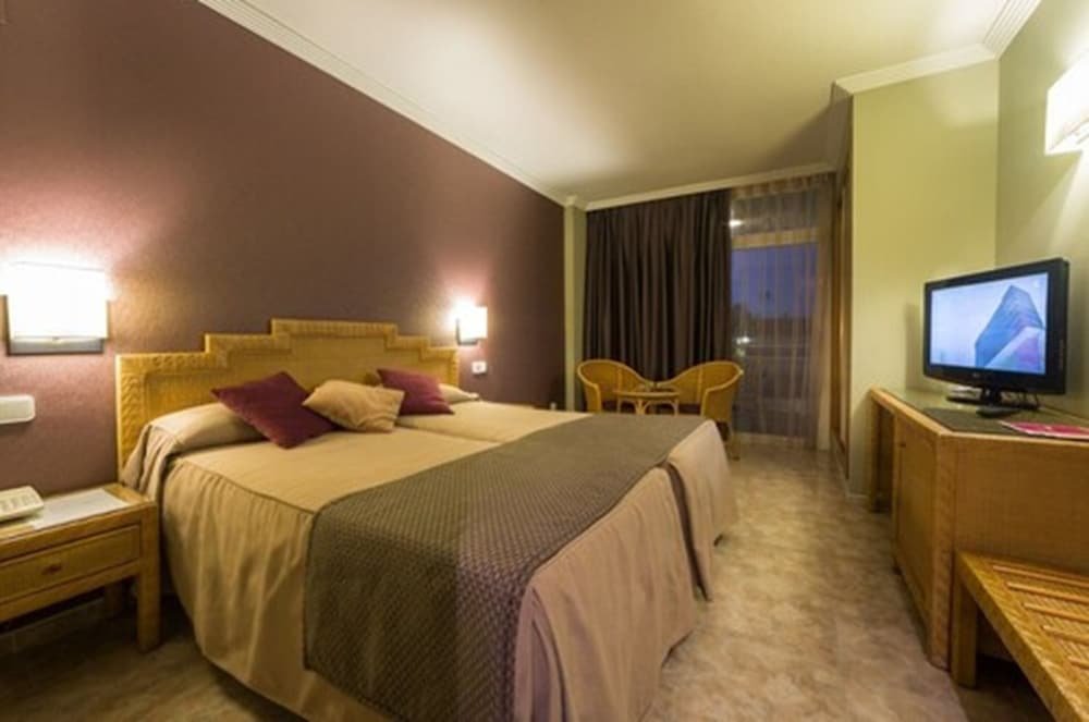 Фото Hotel Palas Pineda