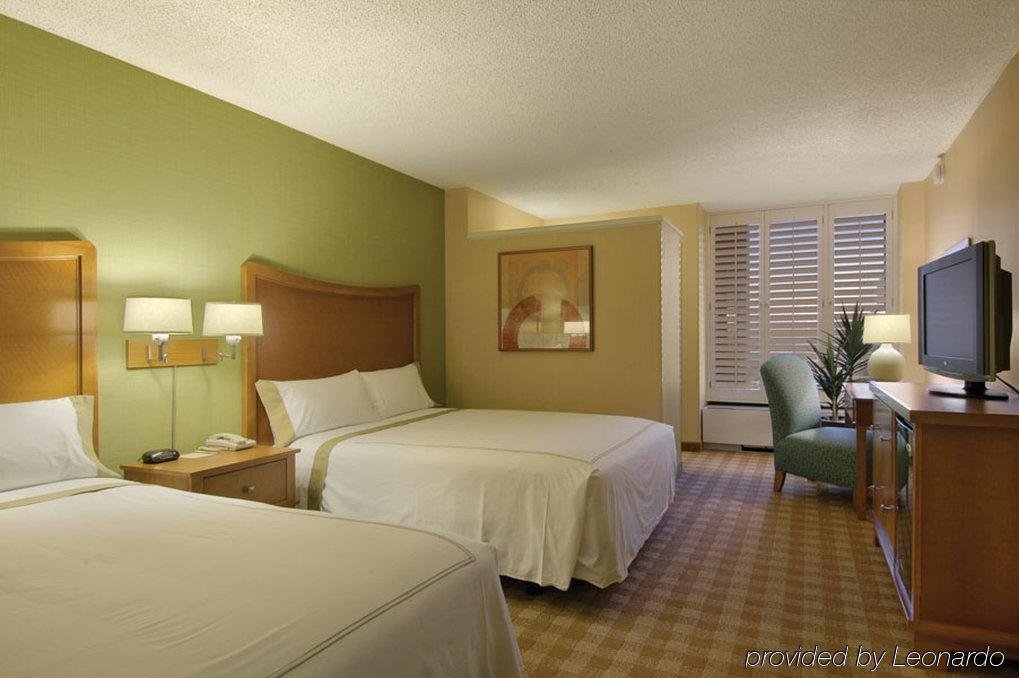 Фото California Hotel and Casino