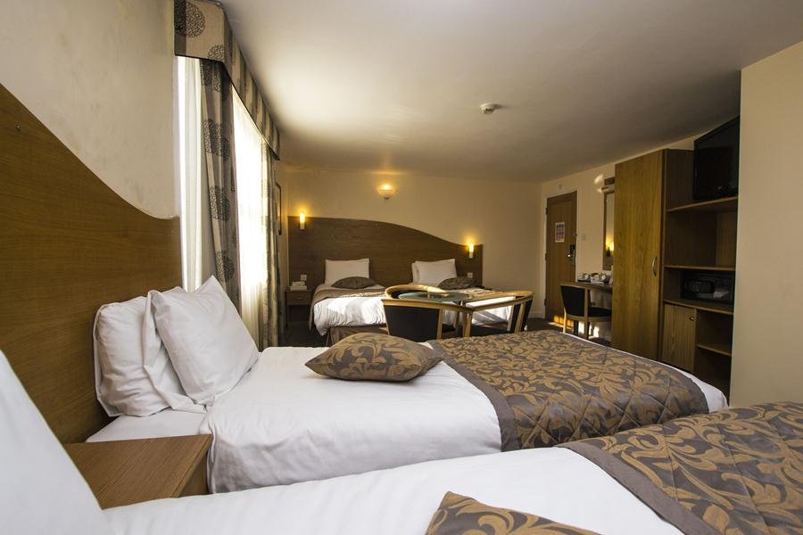 Фото Duke of Leinster Hotel