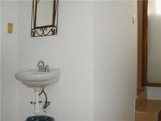 Фото Hotel Morales Inn