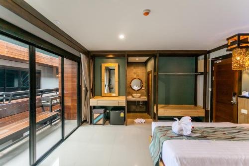 Фото Chaokoh Phi Phi Hotel & Resort