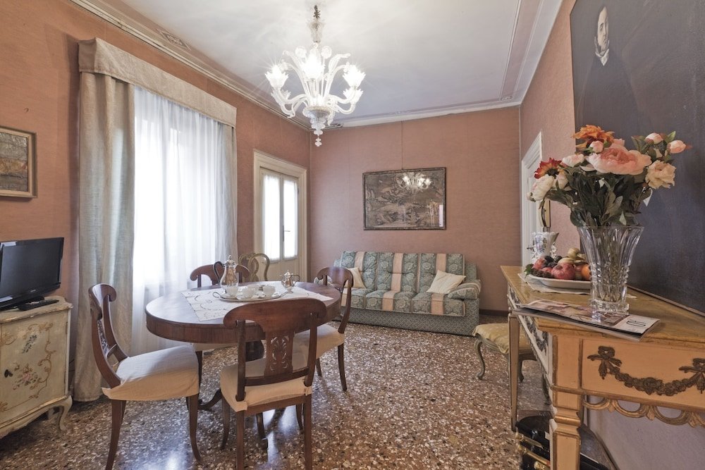 Фото Palazzetto San Lio