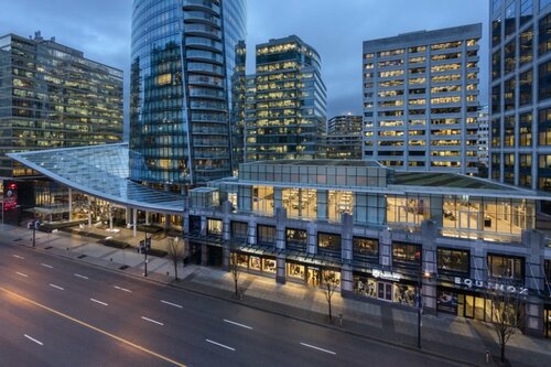 Гостиница Trump International Hotel & Tower Vancouver в Ванкувере