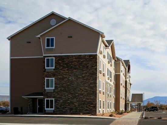 Гостиница WoodSpring Suites Grand Junction