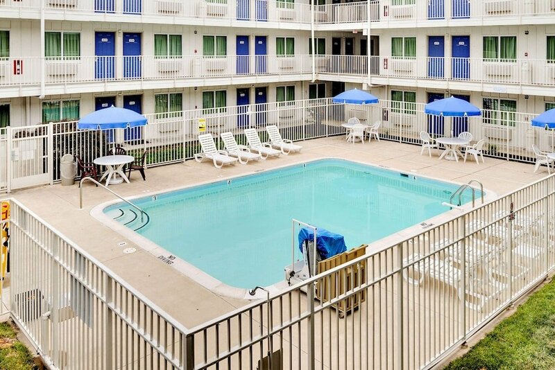 Гостиница Motel 6 Linthicum Heights, Md - Bwi Airport