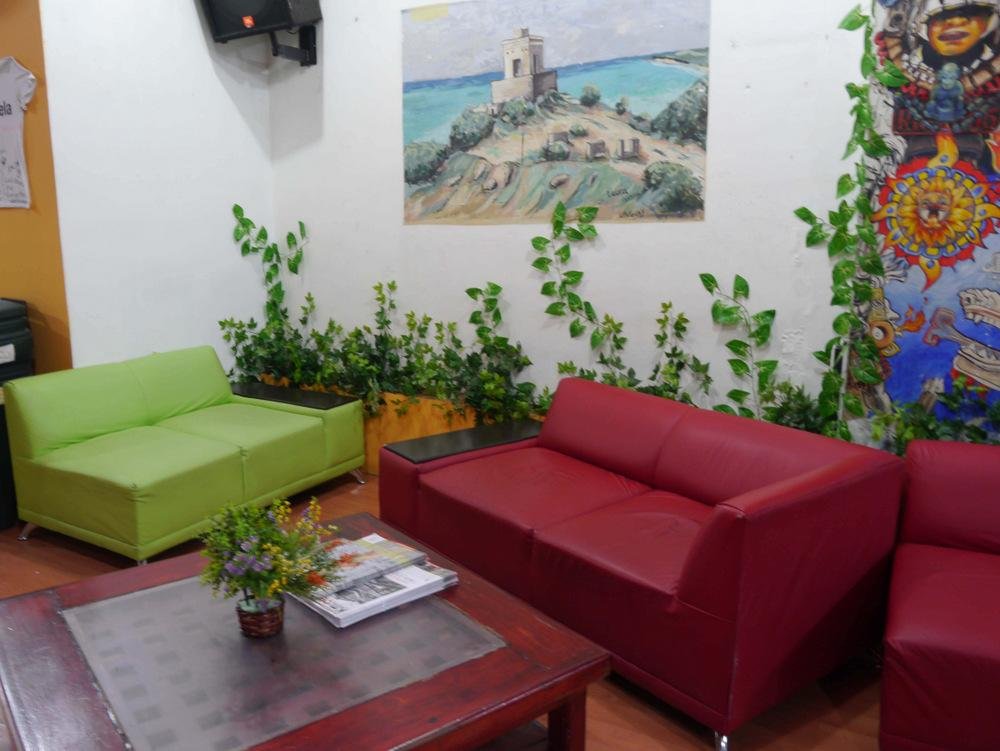 Фото Hostal Amigo