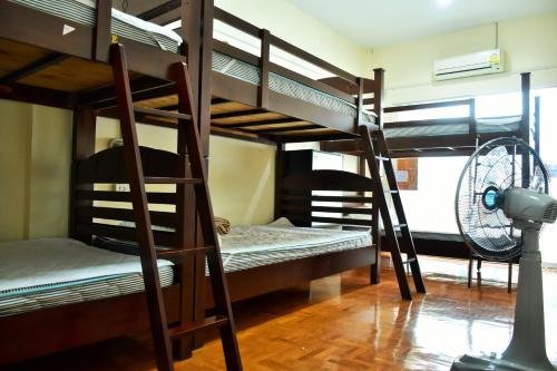 Фото Buc'S Hostel