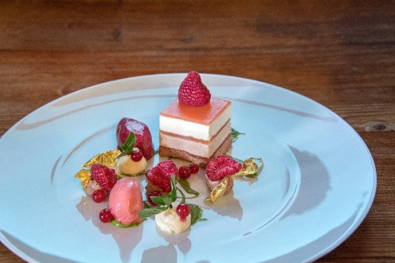 Фото Kemmeriboden Bad Swiss Quality Hotel