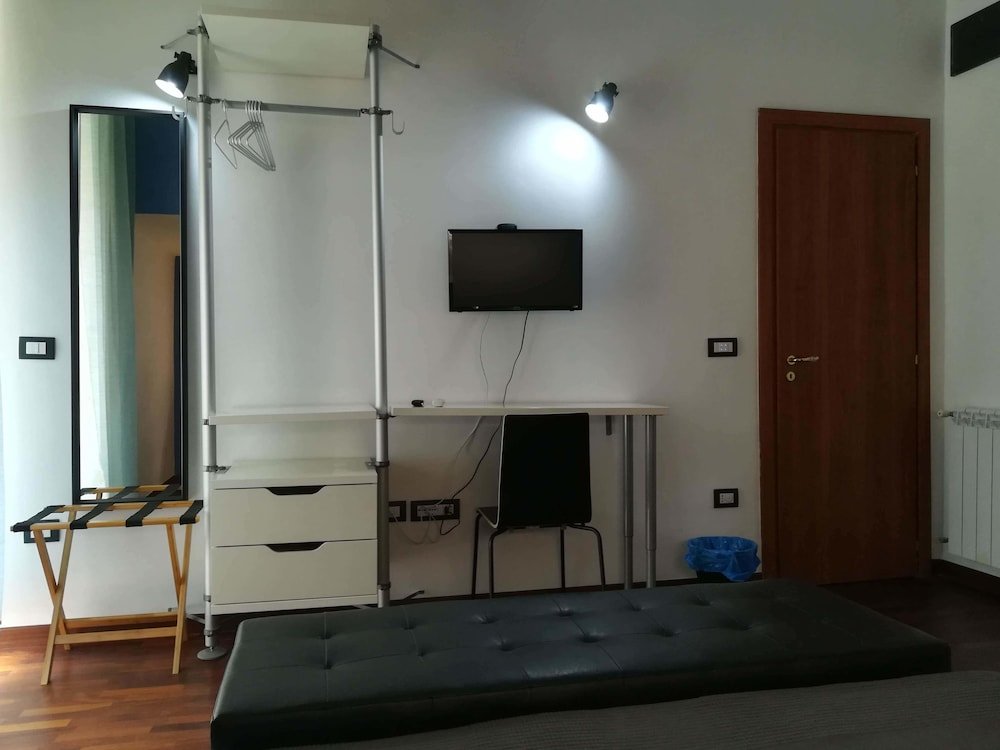 Фото Ottieri Apartment Napoli