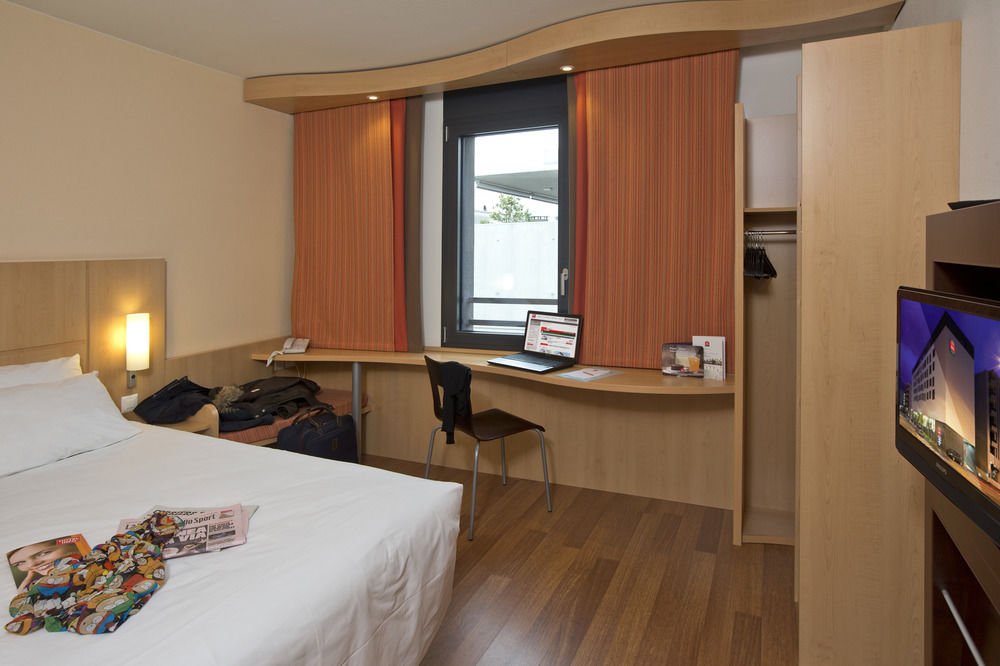 Фото Ibis Locarno