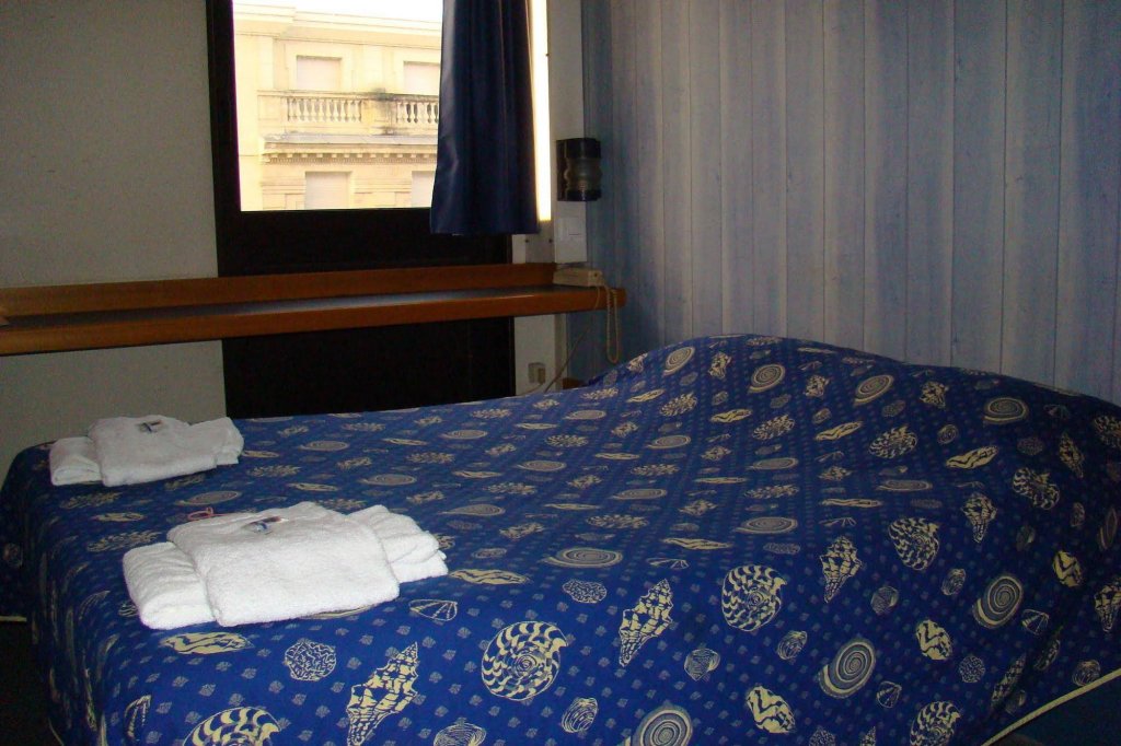 Фото Hôtel Life Bordeaux Gare - Bg