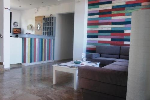 Фото Anemos Inn by Estia