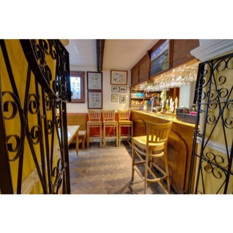 Фото Wynnstay Hotel