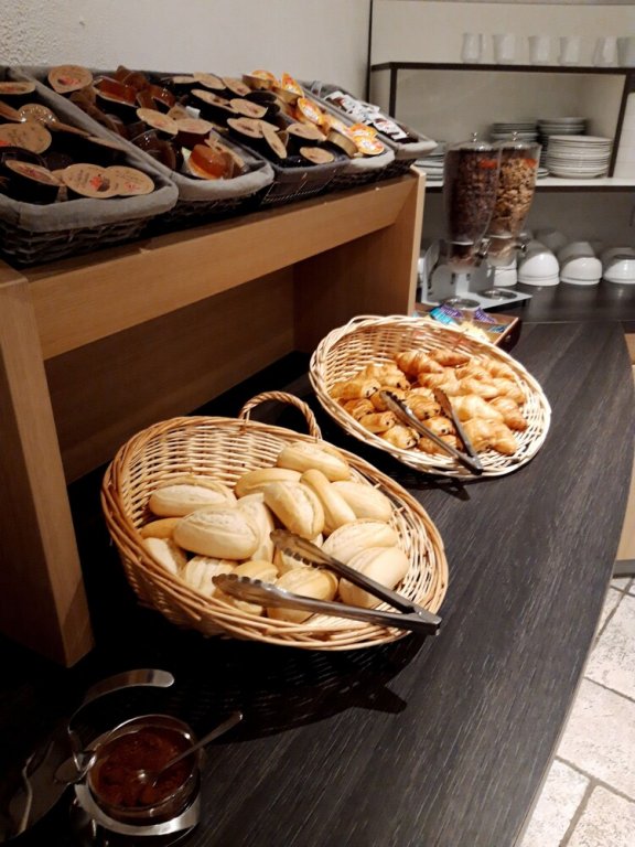 Фото HotelF1 Poitiers Nord Futuroscope