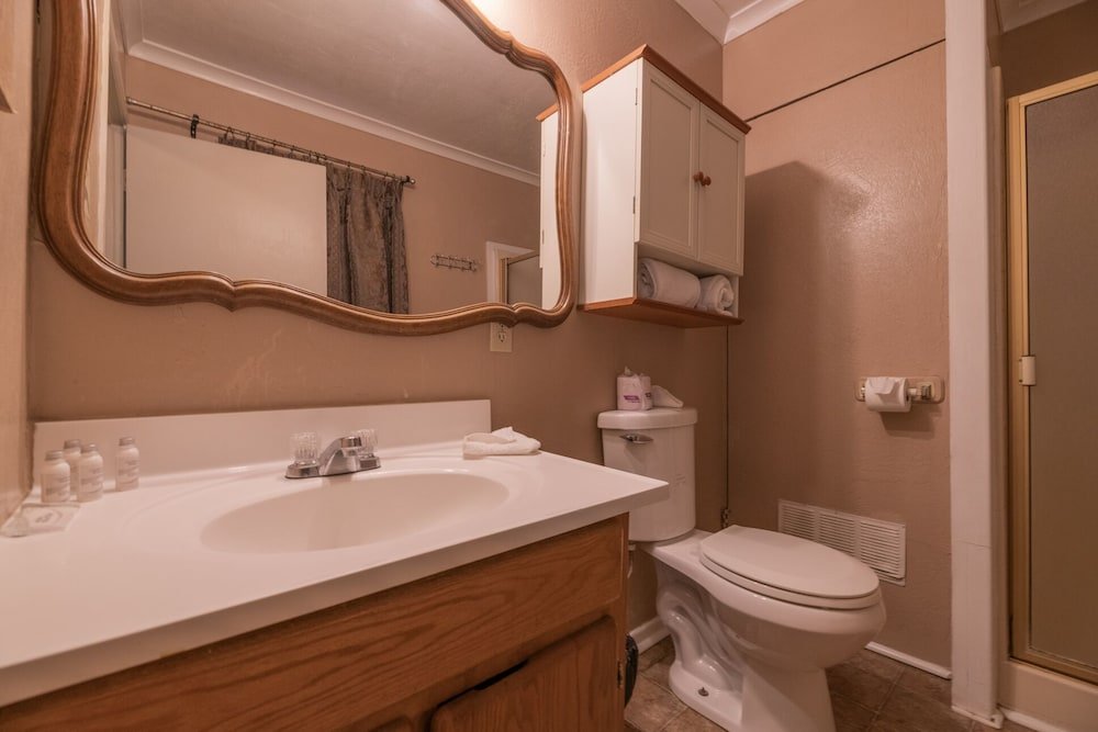 Фото Black Forest Lodge And Cabins