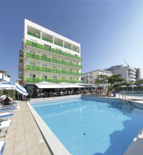 Внешний вид отеля Hotel Bristol в Езоле, фото 2