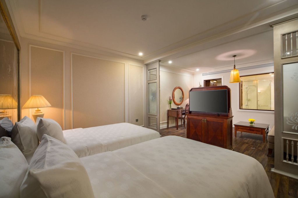 Фото Damsels Hanoi Boutique Hotel