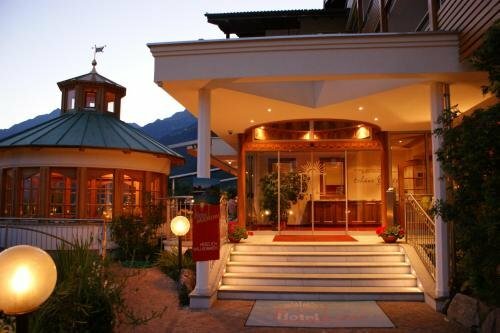 Гостиница Marinis Giardino Hotel