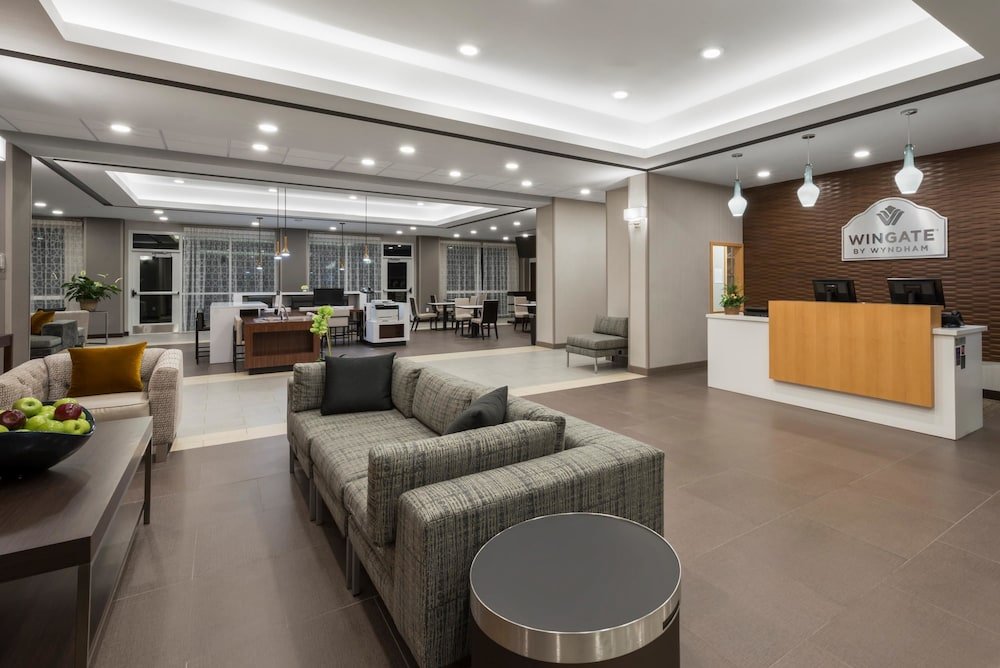 Фото Wingate by Wyndham Denver Airport