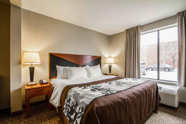 Фото Sleep Inn & Suites Airport