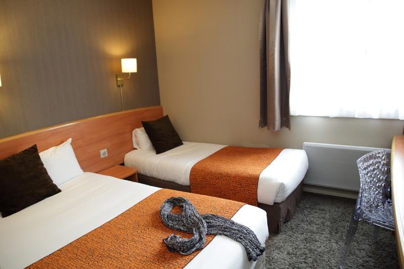 Фото The Originals City, Hôtel La Terrasse, Tours Nord