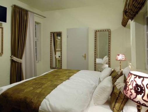 Фото Hotel Zur Goldenen Krone