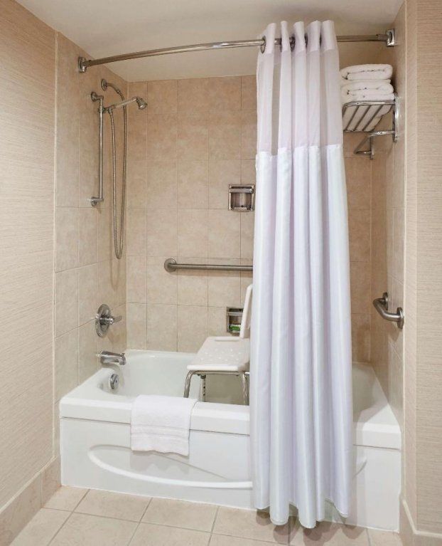 Фото Best Western Plus Waterfront Hotel