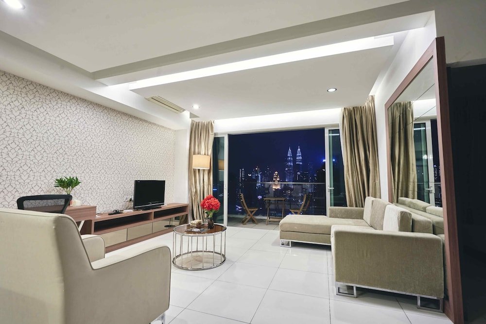 Фото Upper View Regalia Hotel