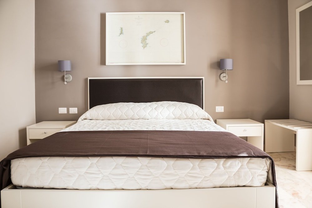 Фото Faro Bianco Gallipoli