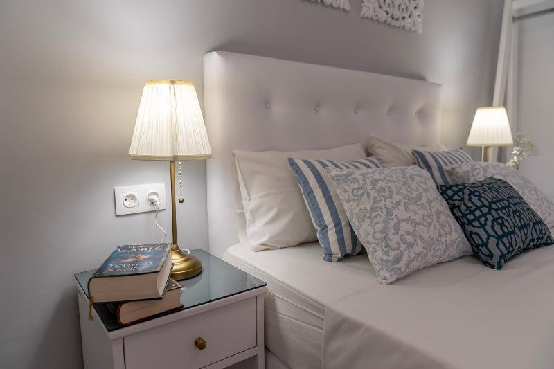 Фото Roxani Hotel